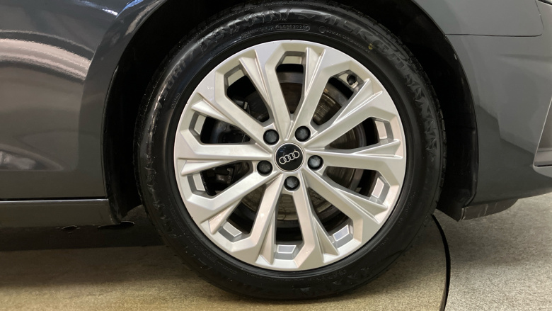 Audi A4 35 TFSI Technik 4dr Petrol Saloon